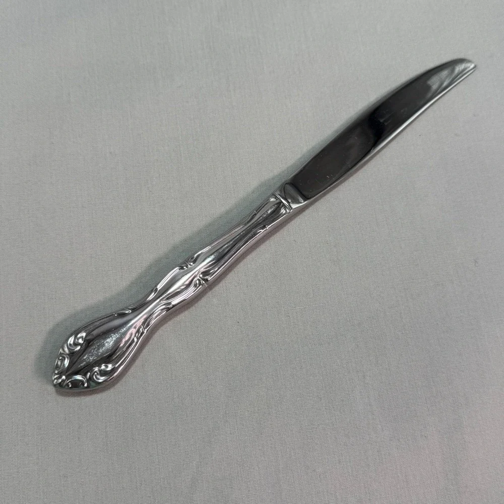 Oneida Cantata 47 Pc Replacement Mixed Lot Stainless Discontinued 18 Teaspoons